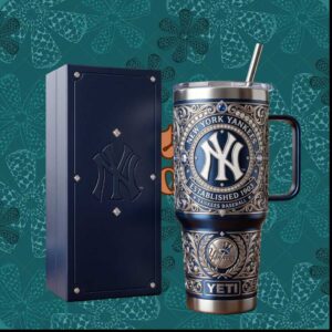 New York Yankees Established 1903 Luxury Clubhouse Edition Vintage Logo Gift For Men Women Tumbler